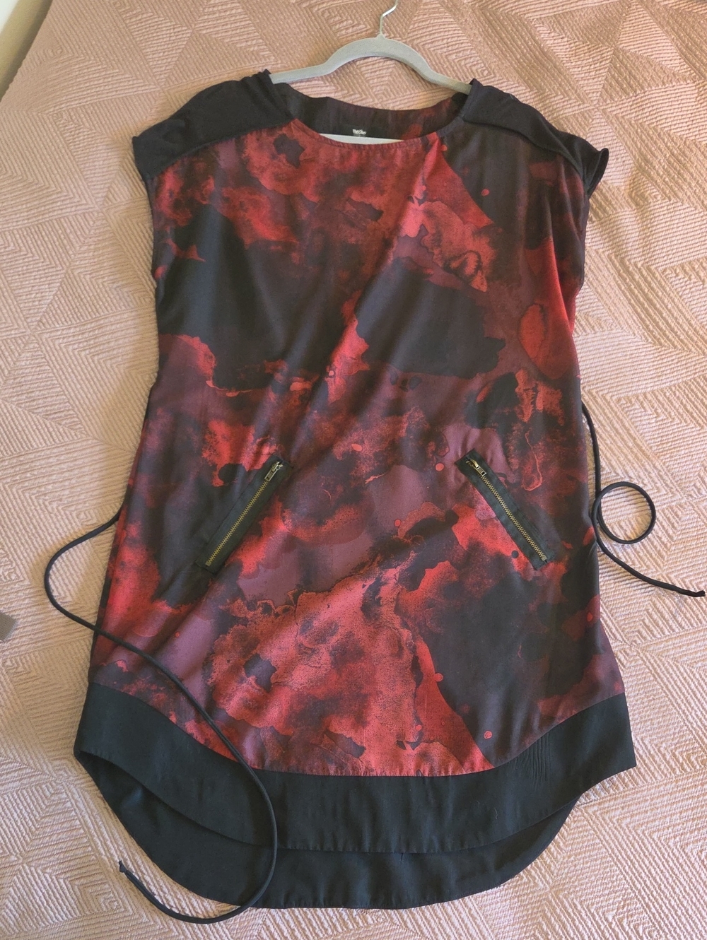 Red & Black Abstract Print Tunic Or Dress
